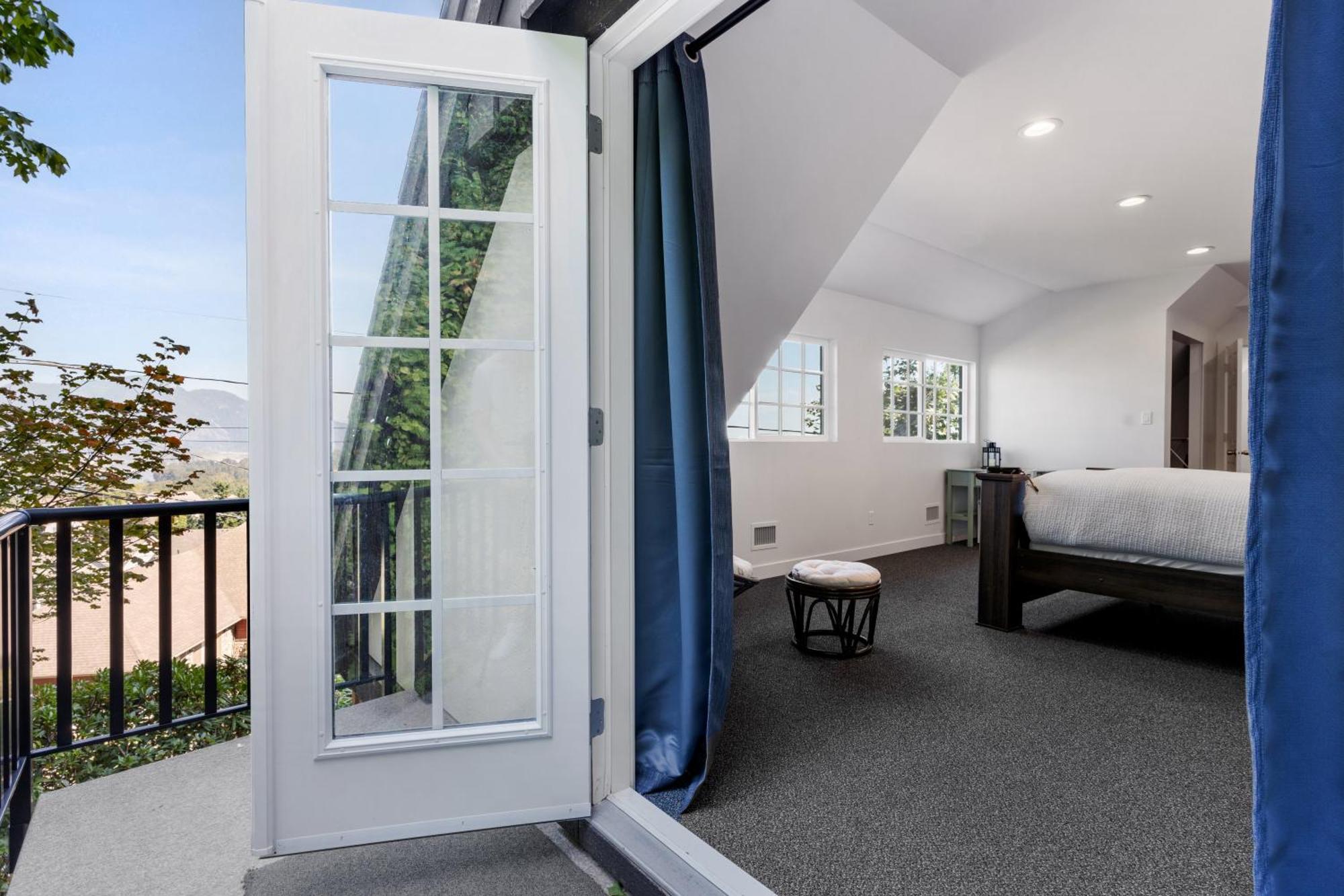 Private Mountainside Home 칠리왝 외부 사진